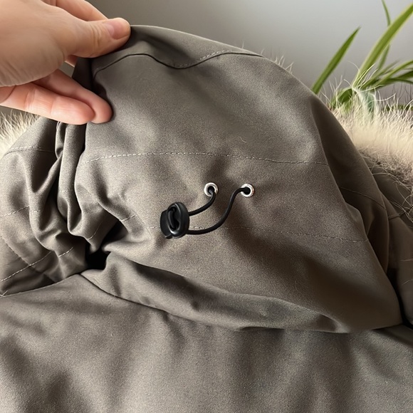 The best winter coat I ever owned - Picture 4 of 17